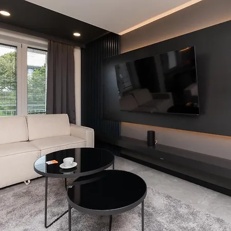 Lux With Jacuzzi & Balcony In By Renters Апартаменты Гдыня