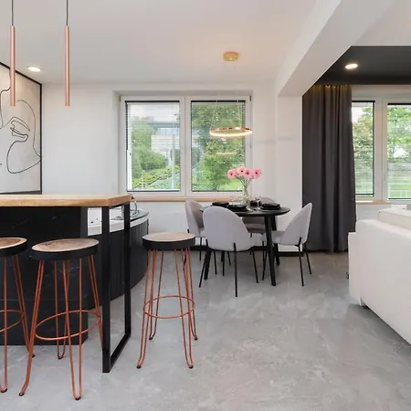 Lux With Jacuzzi & Balcony In By Renters * Гдыня