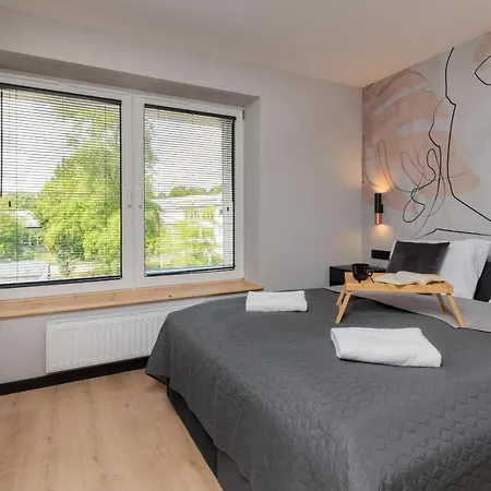 Lux With Jacuzzi & Balcony In By Renters Апартаменты